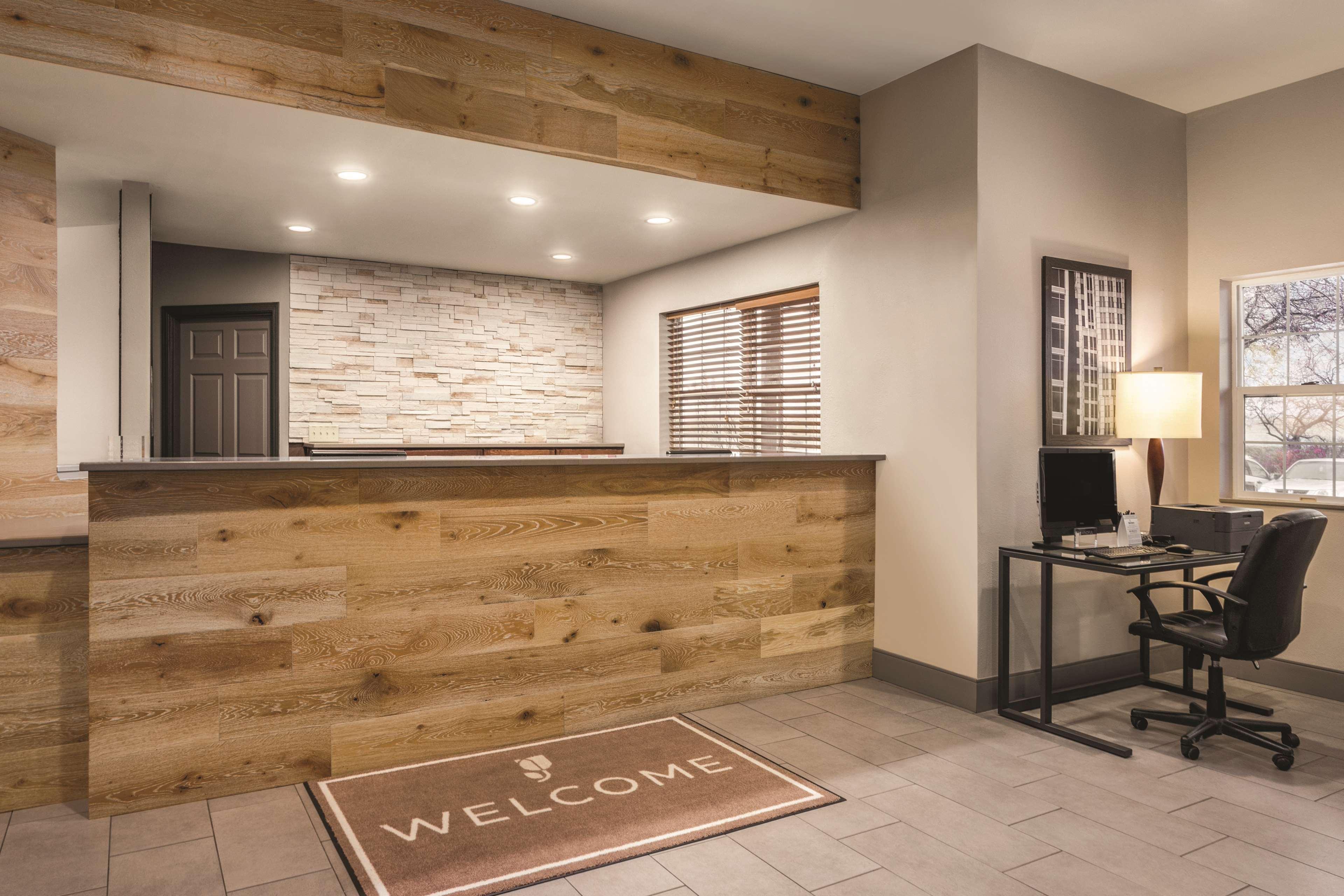 Country Inn & Suites By Radisson, Dakota Dunes, Sd Exteriér fotografie